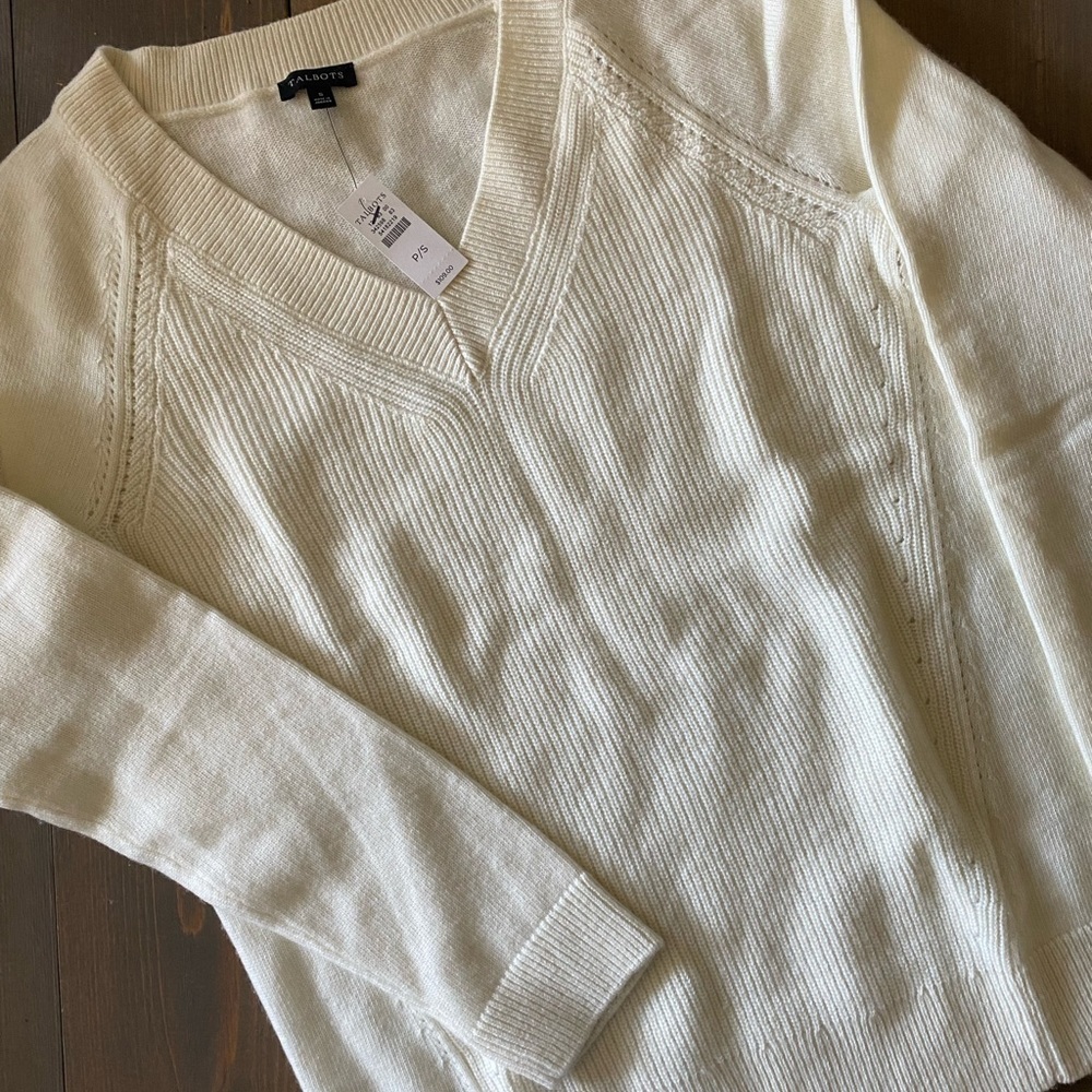 Talbots cashmere blend v-neck - Picture 2 of 7